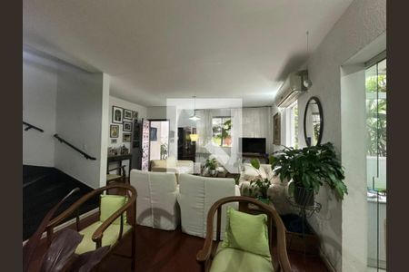 Casa de Condomínio à venda com 3 quartos, 193m² em Vila Elvira, São Paulo