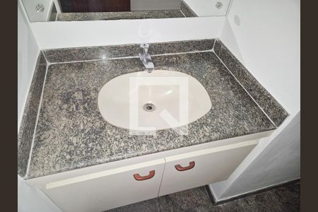 Lavabo de apartamento para alugar com 5 quartos, 277m² em Moema, São Paulo