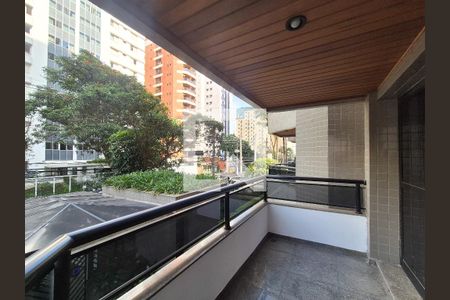 Varanda da Sala de apartamento para alugar com 5 quartos, 277m² em Moema, São Paulo
