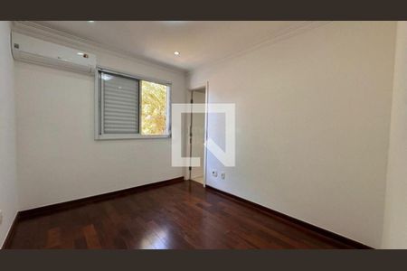 Casa de Condomínio à venda com 4 quartos, 132m² em Vila Sofia, São Paulo