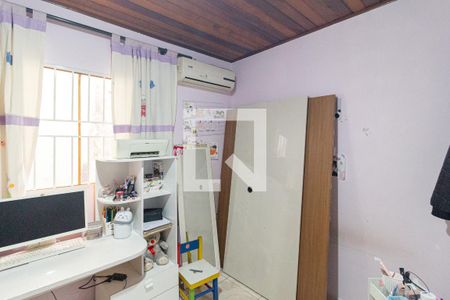 Quarto de casa à venda com 3 quartos, 205m² em Km 18, Osasco