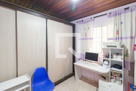 Quarto de casa à venda com 3 quartos, 205m² em Km 18, Osasco