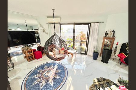 Sala de apartamento à venda com 3 quartos, 120m² em Santa Teresinha, São Paulo