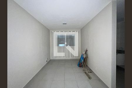Sala de apartamento para alugar com 1 quarto, 38m² em Planalto, Belo Horizonte