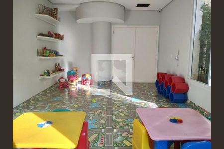 Apartamento à venda com 2 quartos, 95m² em Vila Sofia, São Paulo