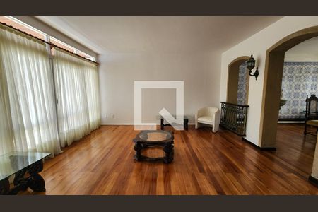 Sala 1 de apartamento para alugar com 4 quartos, 198m² em Canela, Salvador