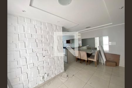 Sala de apartamento para alugar com 2 quartos, 49m² em Jardim Flor da Montanha, Guarulhos