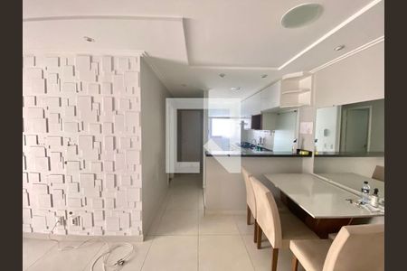 Sala de apartamento para alugar com 2 quartos, 49m² em Jardim Flor da Montanha, Guarulhos