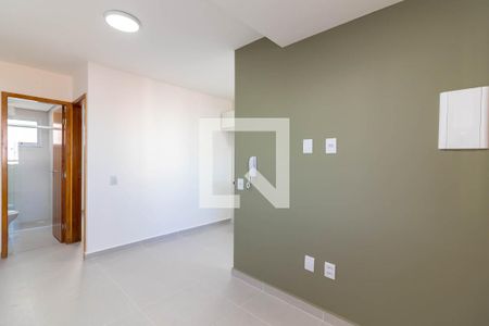 Sala de apartamento para alugar com 1 quarto, 30m² em Vila Mazzei, São Paulo