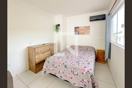 Quarto de kitnet/studio para alugar com 1 quarto, 17m² em São João do Rio Vermelho, Florianópolis