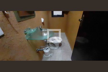 Lavabo de casa à venda com 3 quartos, 153m² em Centro, Osasco