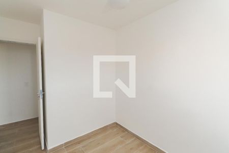 Quarto 1 de apartamento para alugar com 2 quartos, 42m² em Vila Mazzei, São Paulo