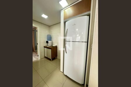 Apartamento para alugar com 2 quartos, 50m² em Praia Comprida, São José