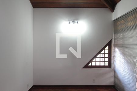 Sala 1 de casa à venda com 5 quartos, 497m² em Ouro Preto, Belo Horizonte