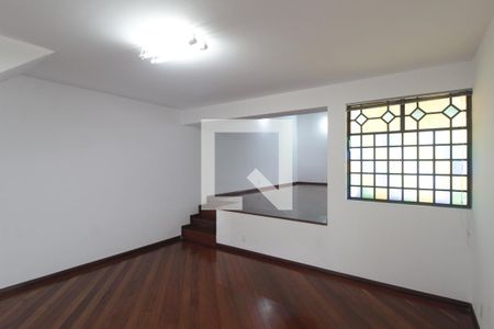 Sala 2 de casa à venda com 5 quartos, 497m² em Ouro Preto, Belo Horizonte