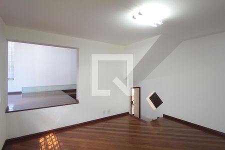 Sala 2 de casa à venda com 5 quartos, 497m² em Ouro Preto, Belo Horizonte