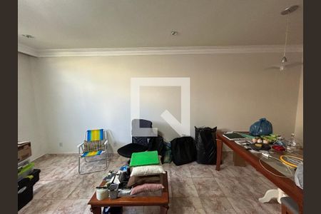 Casa para alugar com 4 quartos, 149m² em Osvaldo Cruz, Rio de Janeiro