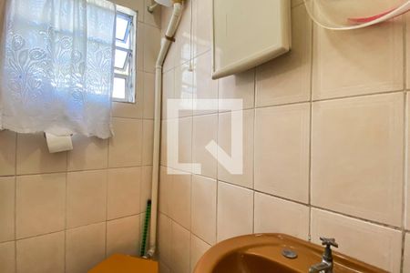 Banheiro da Suíte de casa à venda com 2 quartos, 156m² em Jardim Maringa, São Paulo