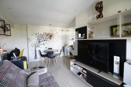Sala de apartamento para alugar com 2 quartos, 60m² em Pechincha, Rio de Janeiro