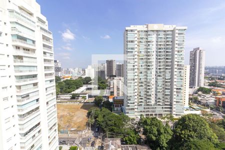 Varanda de kitnet/studio à venda com 1 quarto, 28m² em Santo Amaro, São Paulo