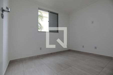 Quarto de apartamento para alugar com 1 quarto, 40m² em Vila Mogilar, Mogi das Cruzes