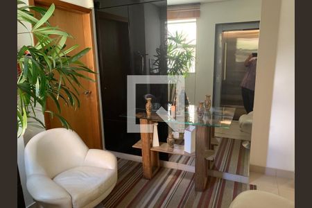 Apartamento para alugar com 4 quartos, 230m² em Buritis, Belo Horizonte
