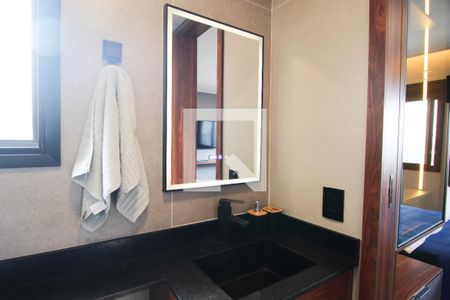 Banheiro de kitnet/studio à venda com 1 quarto, 25m² em Vila Olímpia, São Paulo