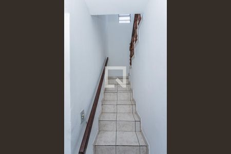 Escada de casa à venda com 3 quartos, 200m² em Jaguará, São Paulo
