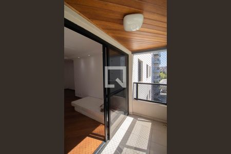 VARANDA DA SALA de apartamento para alugar com 3 quartos, 98m² em Vila Guaca, São Paulo