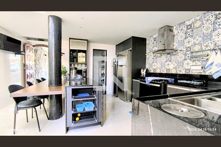 Casa à venda com 6 quartos, 400m² em Renascença, Belo Horizonte