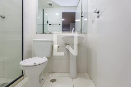 Banheiro da Suíte de apartamento para alugar com 1 quarto, 24m² em Paraíso do Morumbi, São Paulo