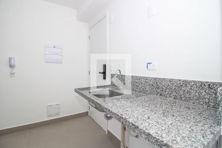 Sala / Cozinha de apartamento para alugar com 1 quarto, 29m² em Pompeia, São Paulo
