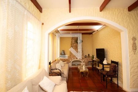 Casa à venda com 5 quartos, 600m² em Jardim Anny, Guarulhos