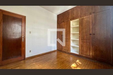 Quarto  de apartamento à venda com 3 quartos, 95m² em Funcionários, Belo Horizonte