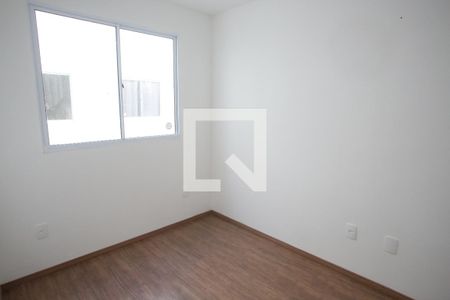 Quarto 2 de apartamento para alugar com 2 quartos, 40m² em Taquara, Rio de Janeiro
