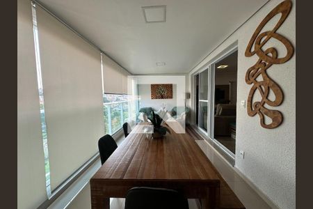 Apartamento à venda com 3 quartos, 104m² em Vila Lucia Elvira, São Paulo