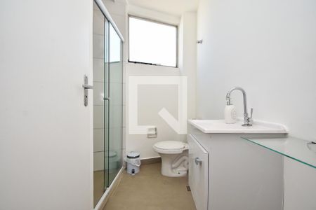 banheiro de apartamento à venda com 2 quartos, 31m² em Pinheiros, São Paulo