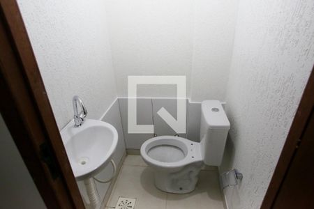 Lavabo de apartamento para alugar com 1 quarto, 120m² em Curicica, Rio de Janeiro