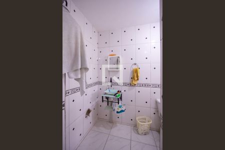 Banheiro da Suíte de casa para alugar com 1 quarto, 50m² em Monjolos, São Gonçalo