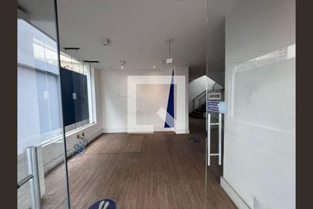 Casa para alugar com 6 quartos, 400m² em Indianópolis, São Paulo