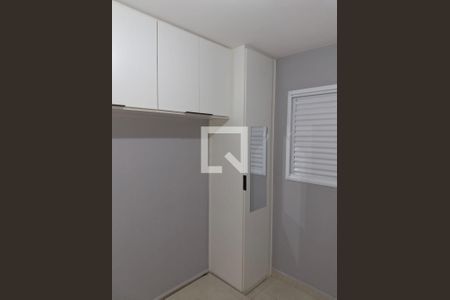 Quarto de apartamento para alugar com 2 quartos, 45m² em Vila Carmosina, São Paulo