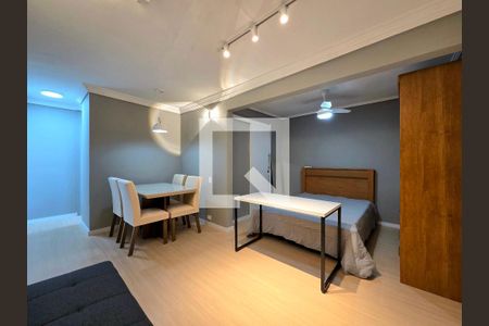 Sala de apartamento para alugar com 1 quarto, 36m² em Indianópolis, São Paulo