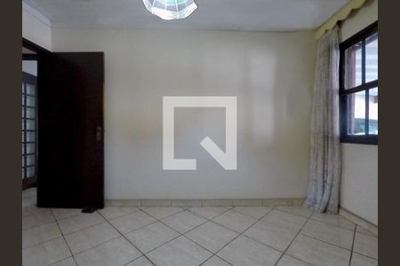 Quarto de casa à venda com 4 quartos, 120m² em Rio Pequeno, São Paulo