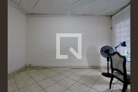 Sala de casa à venda com 4 quartos, 120m² em Rio Pequeno, São Paulo