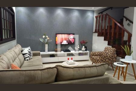 Casa à venda com 3 quartos, 150m² em Conjunto Residencial Salvador Tolezani, São Paulo