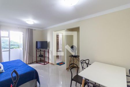 Sala de apartamento para alugar com 2 quartos, 55m² em Jardim Anhanguera, São Paulo
