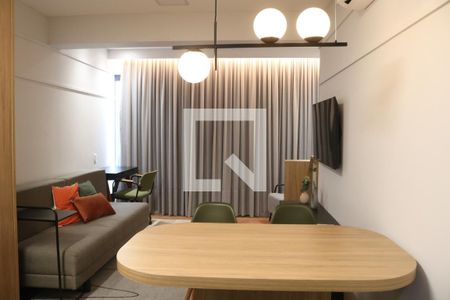 Sala Cozinha Integrada de apartamento para alugar com 1 quarto, 44m² em Perdizes, São Paulo