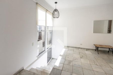 Sala de casa à venda com 2 quartos, 140m² em Vila Ipojuca, São Paulo