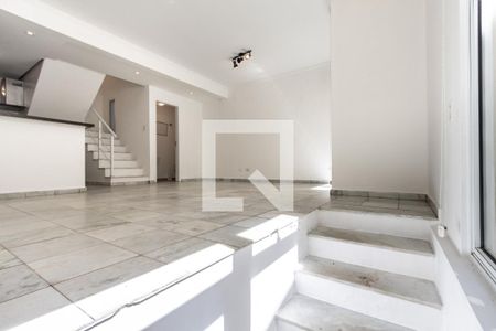 Sala de casa à venda com 2 quartos, 140m² em Vila Ipojuca, São Paulo