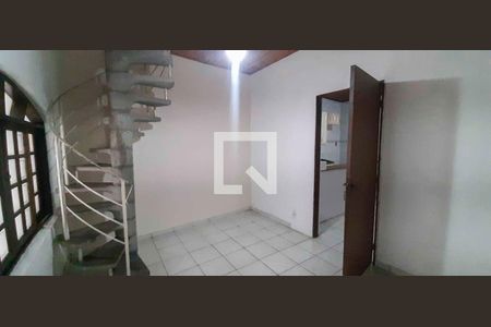 Casa para alugar com 2 quartos, 128m² em Padroeira, Osasco